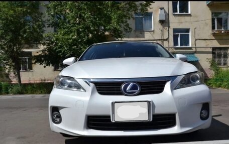 Lexus CT I рестайлинг, 2011 год, 1 380 000 рублей, 16 фотография