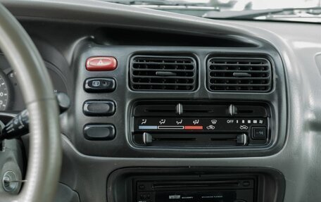 Chevrolet Tracker II, 2001 год, 530 000 рублей, 13 фотография