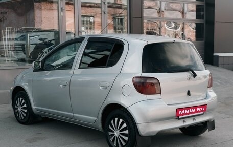 Toyota Vitz, 2000 год, 380 000 рублей, 7 фотография