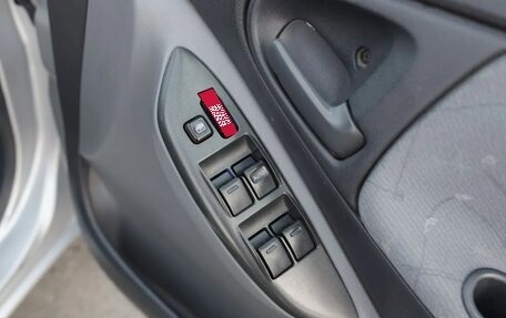 Toyota Vitz, 2000 год, 380 000 рублей, 16 фотография