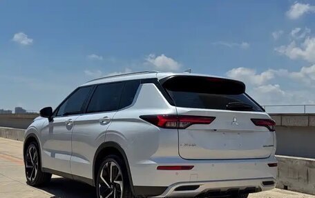 Mitsubishi Outlander, 2022 год, 2 450 777 рублей, 19 фотография