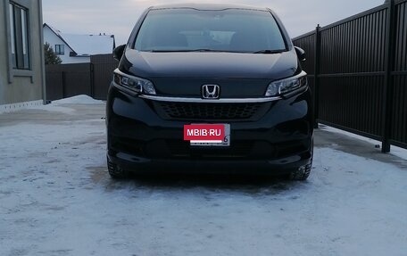 Honda Freed II, 2019 год, 1 850 000 рублей, 2 фотография
