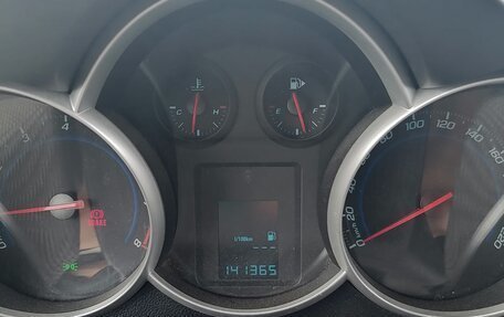 Chevrolet Cruze II, 2012 год, 800 000 рублей, 5 фотография