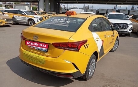 Hyundai Solaris II рестайлинг, 2021 год, 1 215 000 рублей, 3 фотография