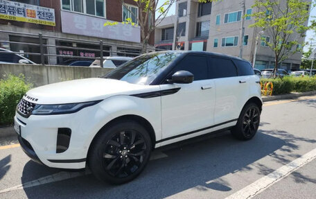 Land Rover Range Rover Evoque II, 2021 год, 2 350 000 рублей, 2 фотография