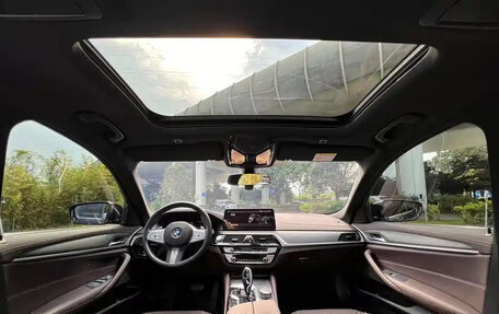 BMW 5 серия, 2022 год, 3 943 333 рублей, 9 фотография