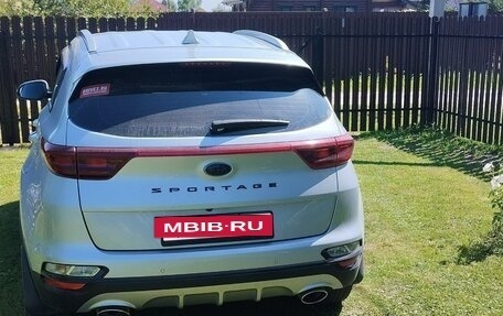 KIA Sportage IV рестайлинг, 2020 год, 2 500 000 рублей, 7 фотография