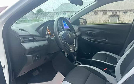 Toyota Yaris XP150 рестайлинг, 2022 год, 1 013 445 рублей, 8 фотография