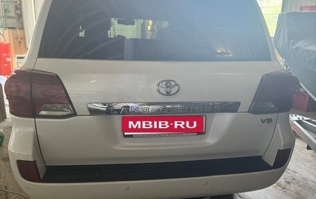 Toyota Land Cruiser 200, 2015 год, 5 200 000 рублей, 5 фотография
