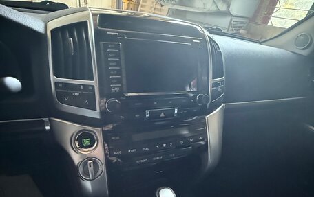 Toyota Land Cruiser 200, 2015 год, 5 200 000 рублей, 11 фотография