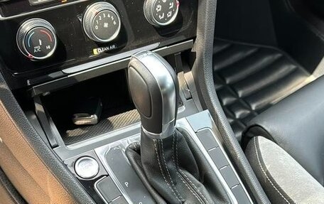 Volkswagen Golf VIII, 2021 год, 1 650 000 рублей, 10 фотография