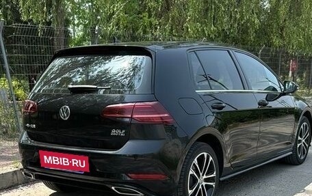 Volkswagen Golf VIII, 2021 год, 1 650 000 рублей, 5 фотография