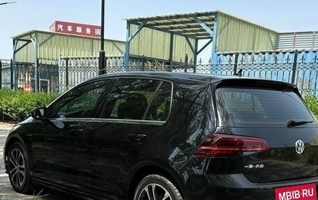 Volkswagen Golf VIII, 2021 год, 1 650 000 рублей, 3 фотография