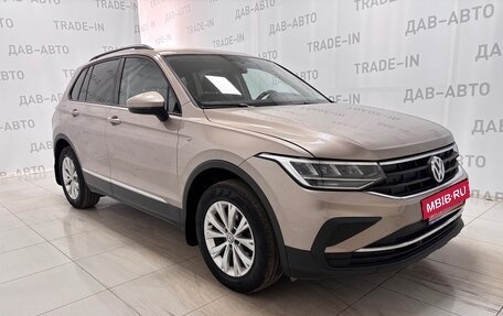 Volkswagen Tiguan II, 2022 год, 2 220 000 рублей, 3 фотография