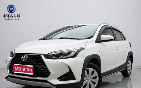 Toyota Yaris XP150 рестайлинг, 2021 год, 1 076 533 рублей, 1 фотография
