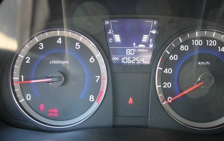Hyundai Solaris II рестайлинг, 2011 год, 635 000 рублей, 11 фотография
