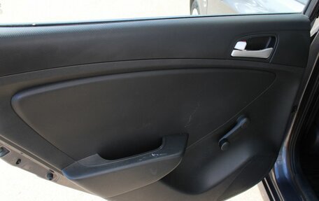 Hyundai Solaris II рестайлинг, 2011 год, 635 000 рублей, 18 фотография