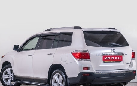Toyota Highlander III, 2011 год, 1 799 000 рублей, 4 фотография