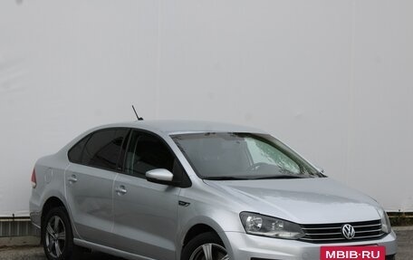 Volkswagen Polo VI (EU Market), 2017 год, 1 040 000 рублей, 3 фотография
