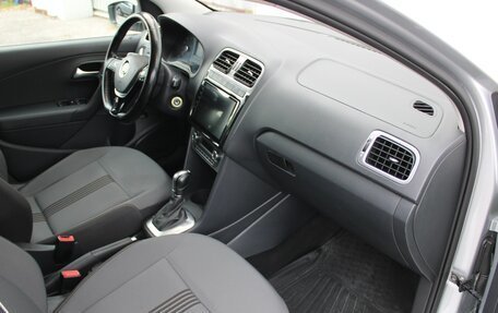 Volkswagen Polo VI (EU Market), 2017 год, 1 040 000 рублей, 7 фотография
