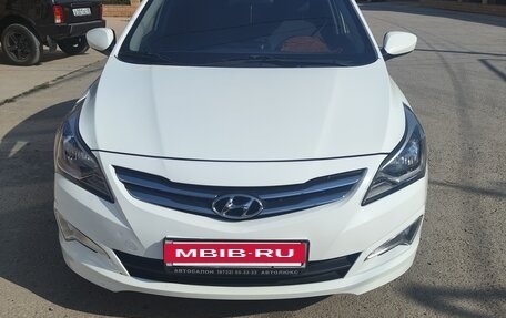Hyundai Solaris II рестайлинг, 2016 год, 1 150 000 рублей, 2 фотография