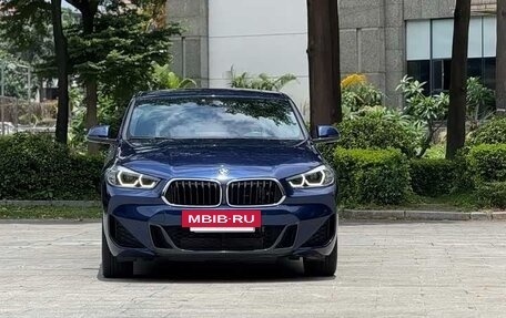 BMW X2, 2021 год, 1 950 000 рублей, 2 фотография