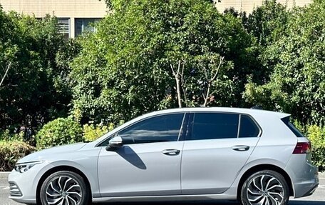 Volkswagen Golf VIII, 2021 год, 1 400 325 рублей, 4 фотография