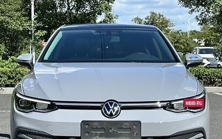 Volkswagen Golf VIII, 2021 год, 1 400 325 рублей, 2 фотография