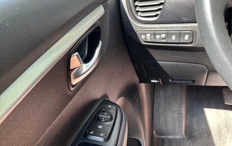 KIA Rio IV, 2021 год, 1 850 000 рублей, 4 фотография