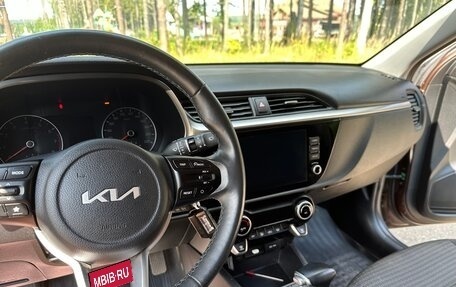KIA Rio IV, 2021 год, 1 850 000 рублей, 7 фотография