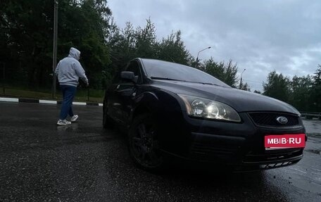 Ford Focus II рестайлинг, 2005 год, 400 000 рублей, 2 фотография