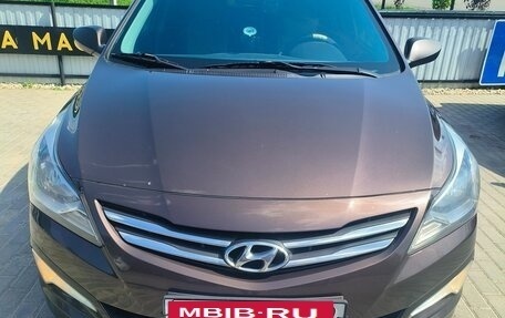 Hyundai Solaris II рестайлинг, 2014 год, 900 000 рублей, 5 фотография