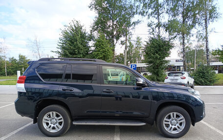 Toyota Land Cruiser Prado 150 рестайлинг 2, 2010 год, 2 695 000 рублей, 5 фотография