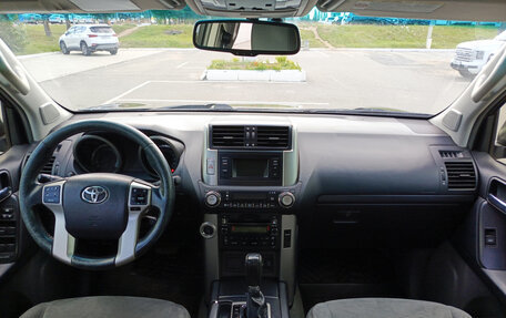 Toyota Land Cruiser Prado 150 рестайлинг 2, 2010 год, 2 695 000 рублей, 17 фотография