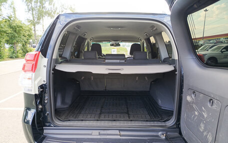Toyota Land Cruiser Prado 150 рестайлинг 2, 2010 год, 2 695 000 рублей, 12 фотография