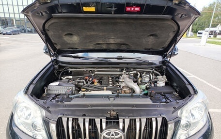 Toyota Land Cruiser Prado 150 рестайлинг 2, 2010 год, 2 695 000 рублей, 11 фотография