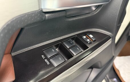 Toyota Land Cruiser 200, 2016 год, 5 300 000 рублей, 11 фотография
