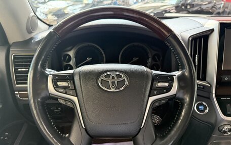 Toyota Land Cruiser 200, 2016 год, 5 300 000 рублей, 16 фотография