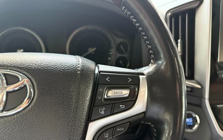 Toyota Land Cruiser 200, 2016 год, 5 300 000 рублей, 18 фотография