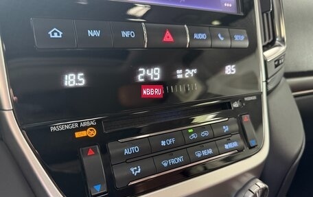 Toyota Land Cruiser 200, 2016 год, 5 300 000 рублей, 29 фотография