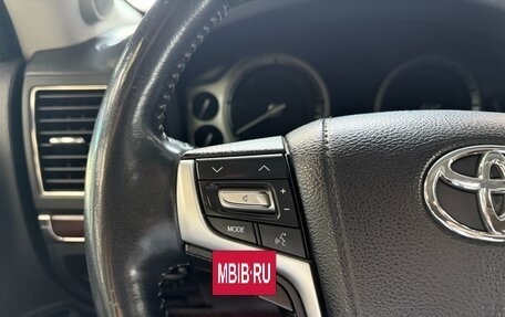 Toyota Land Cruiser 200, 2016 год, 5 300 000 рублей, 17 фотография