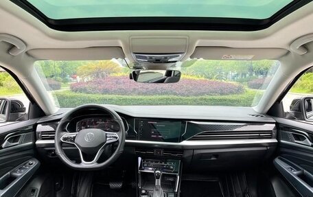 Volkswagen Passat B8 рестайлинг, 2022 год, 1 698 000 рублей, 11 фотография