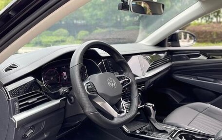 Volkswagen Passat B8 рестайлинг, 2022 год, 1 698 000 рублей, 10 фотография