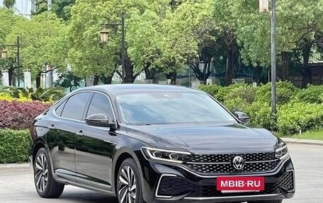 Volkswagen Passat B8 рестайлинг, 2022 год, 1 698 000 рублей, 3 фотография