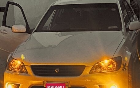 Toyota Altezza, 2000 год, 1 150 000 рублей, 1 фотография