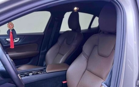 Volvo S60 III, 2022 год, 2 650 000 рублей, 12 фотография