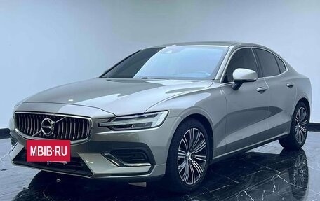 Volvo S60 III, 2022 год, 2 650 000 рублей, 2 фотография