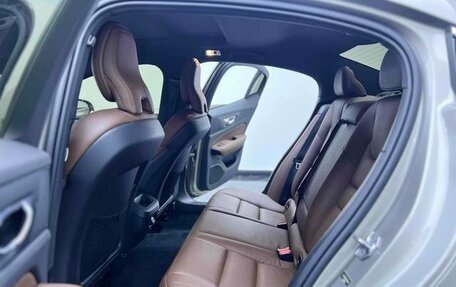Volvo S60 III, 2022 год, 2 650 000 рублей, 13 фотография