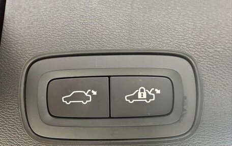 Volvo XC60 II, 2022 год, 3 250 000 рублей, 23 фотография