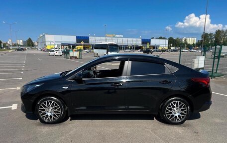 Hyundai Solaris II рестайлинг, 2021 год, 1 700 000 рублей, 13 фотография